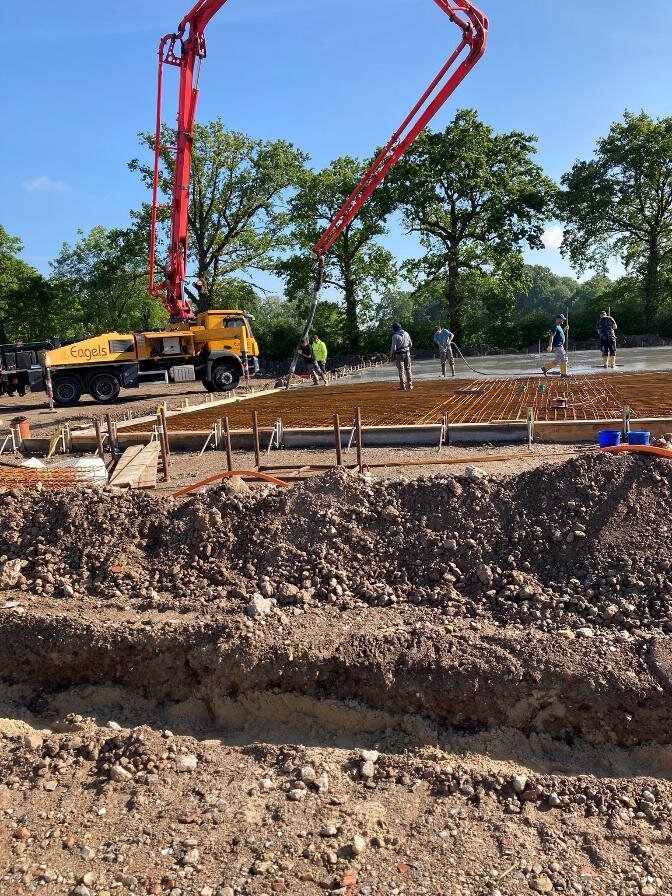 Baufortschritt Kalenderwoche 21 — Bodenplatte Haus 4 betoniert